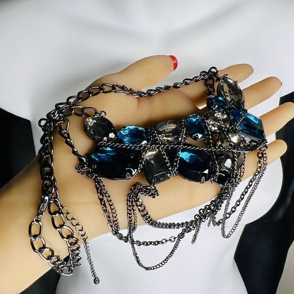 GLAMOROUS Gothic Dramatic Necklace Gun Metal Glass Acrylic Dangling Chains - Picture 10 of 13